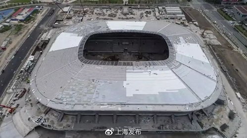上海浦東足球場膜單元吊裝完成,單元間無縫對接世界首例