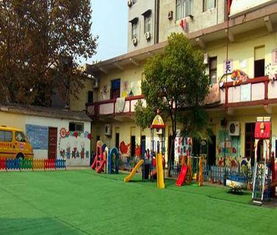 榆林草坪 地毯 幼兒園操場(chǎng) 跑道 運(yùn)動(dòng)場(chǎng)地鋪裝設(shè)計(jì)人造草坪